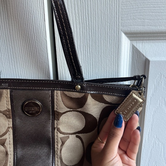 Authentic Coach Tote/Purse  - Khaki/Mahogany - Picture 7 of 7
